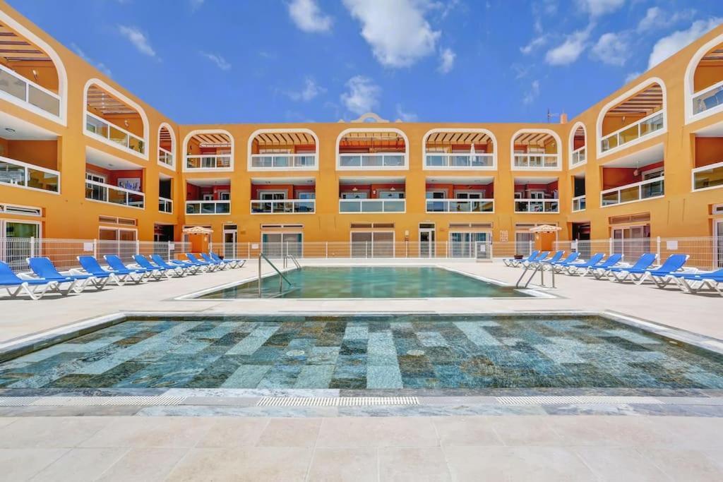 La Concha With Pool For Kids! Appartement