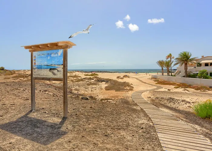 La Concha Beach Apartments With Pool For Kids!