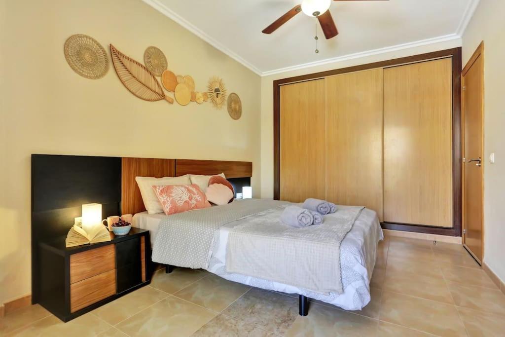 La Concha With Pool For Kids! Appartement Cotillo
